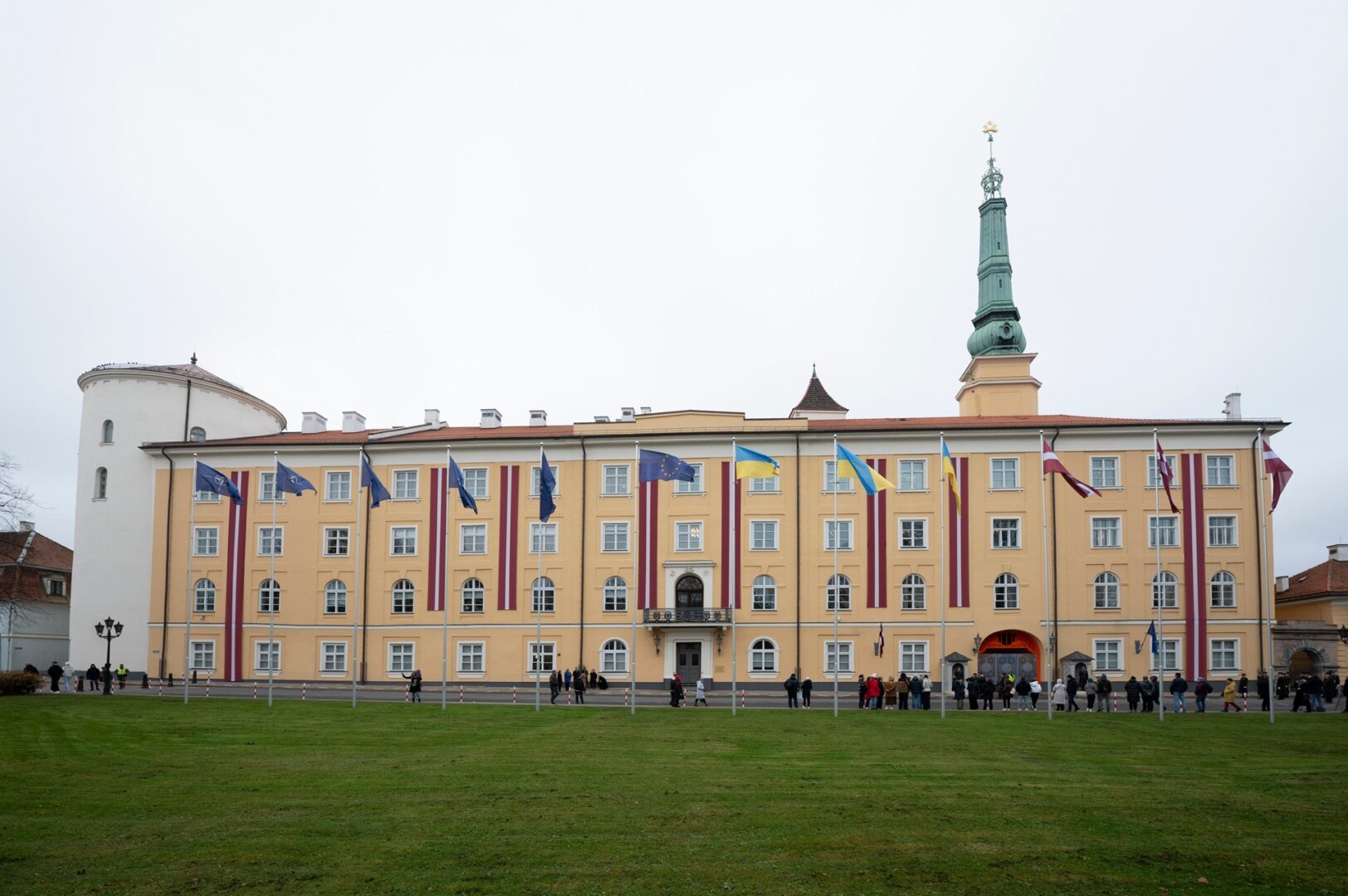 Projekts “Valsts pārvaldes vienota valsts finanšu resursu plānošana un pārvaldības grāmatvedības pakalpojumu nodrošinājums, vienotās resursu vadības ieviešana”