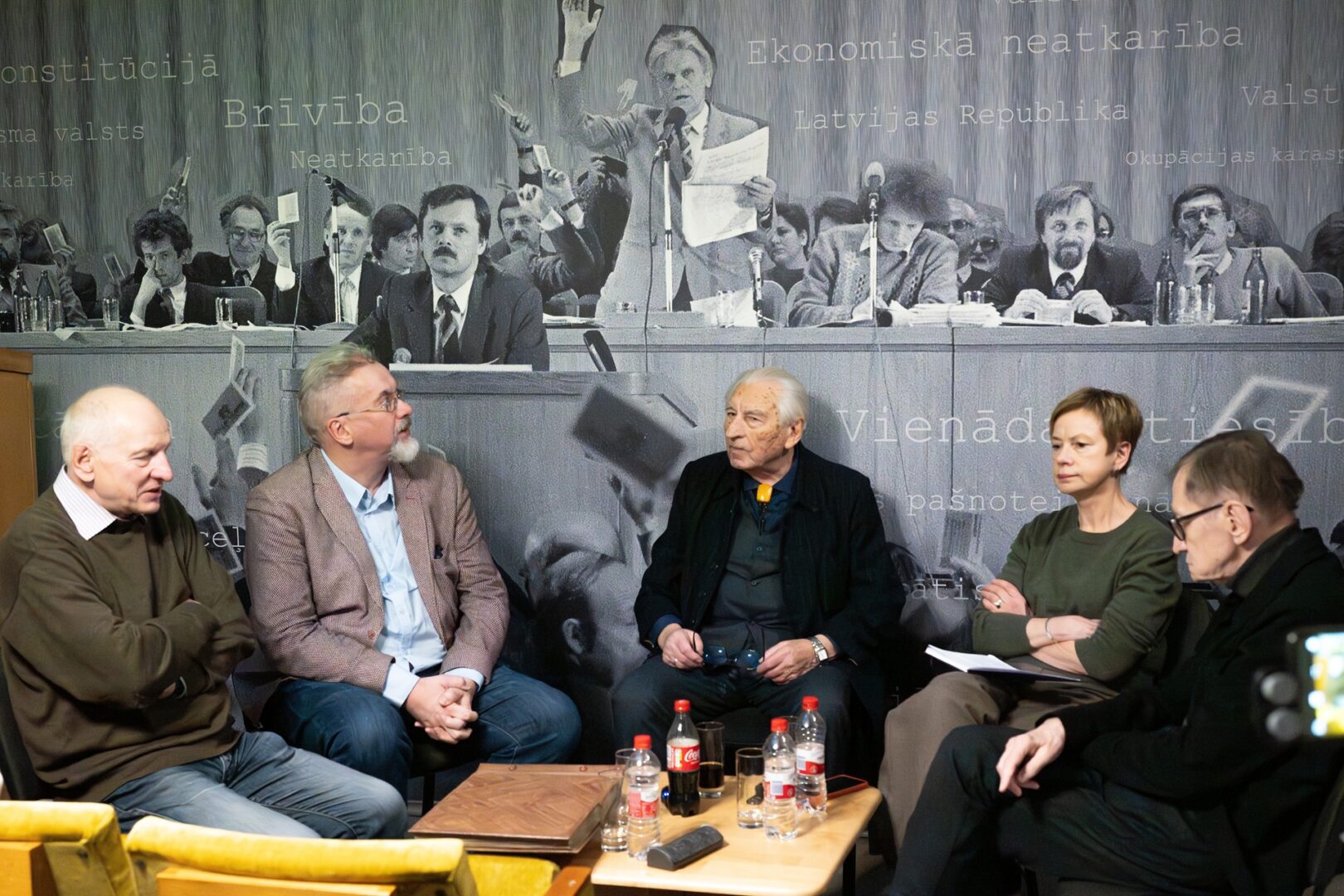 Skats sarīkojumā. Runātāju kopskats.