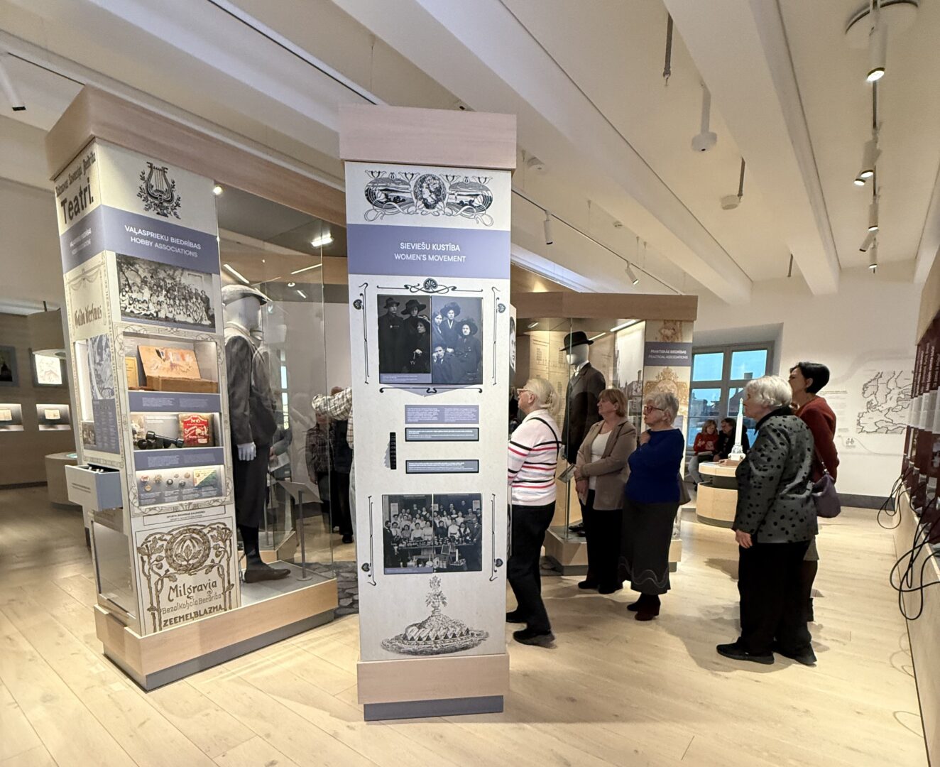 Skats Senioru dienas ekskursijā.