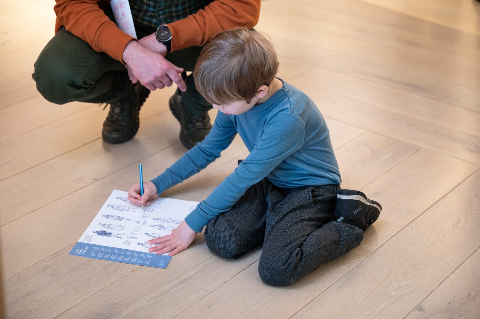 Bērnu izziņas lapas pildīšana.