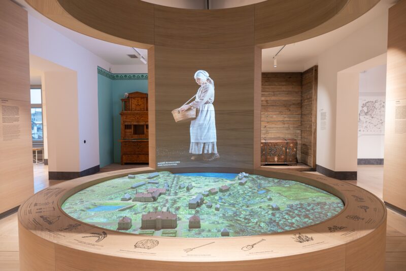 Guided tour in the 3rd to 6th section of the exhibition “Streaming Time” (in Latvian)